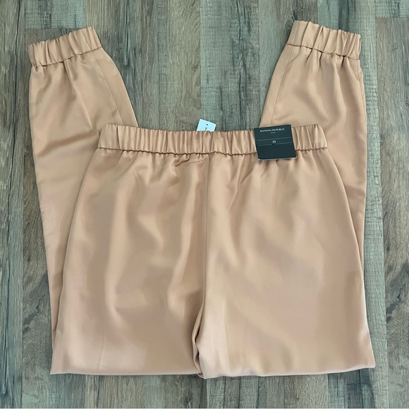 NWT Banana Republic Factory Satin Pull-on Joggers - Picture 5 of 8